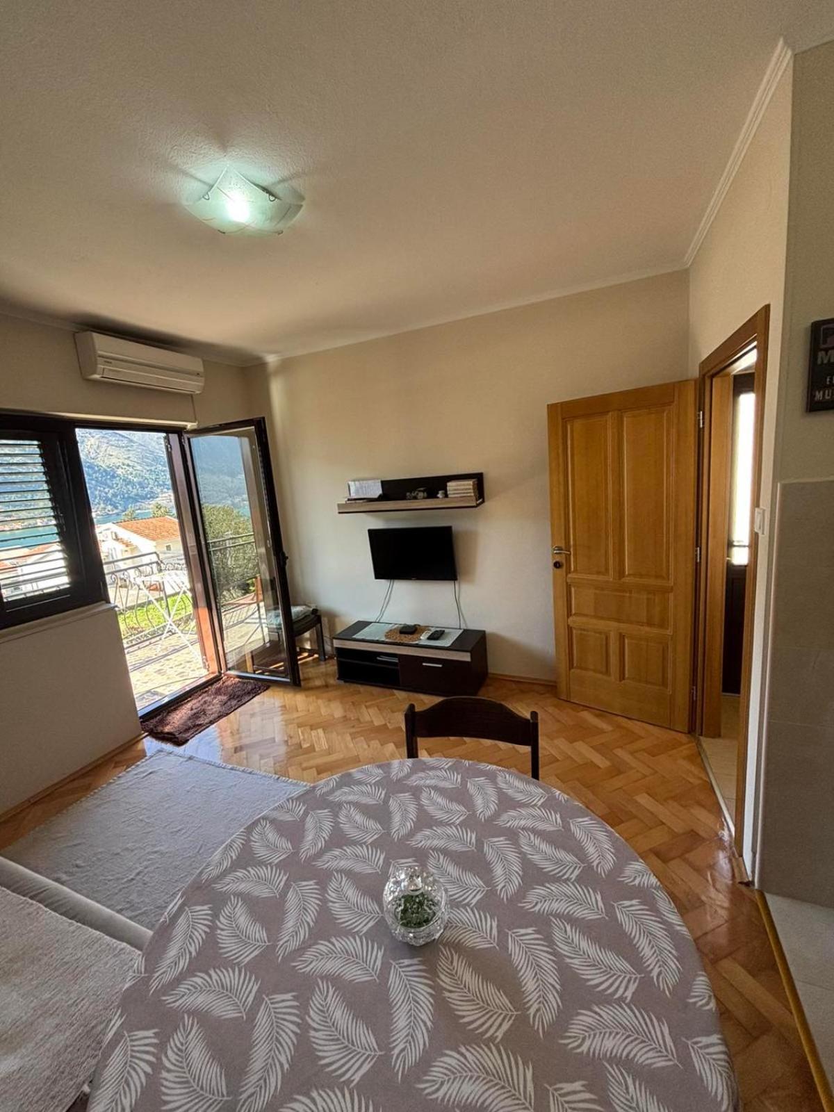 Apartments Samardzic Cattaro Esterno foto